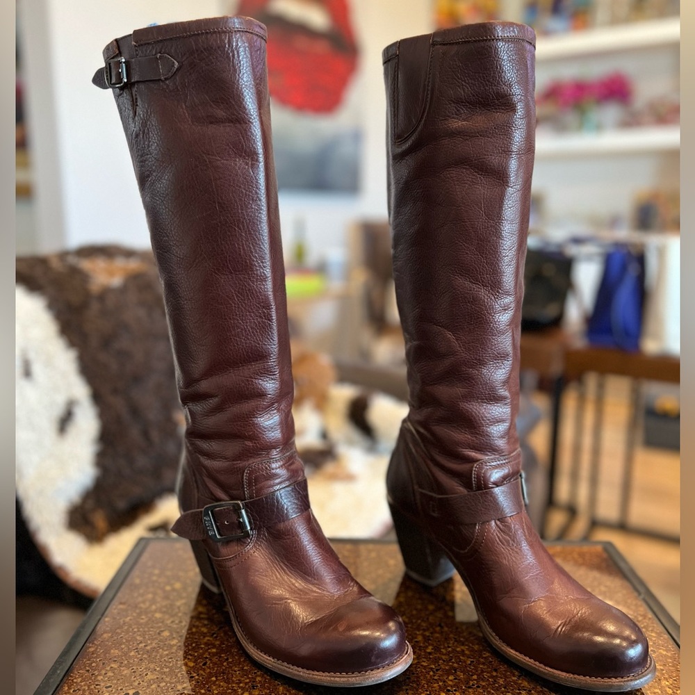 * Vintage * Frye * Karla engineer tall dark Brown soft vintage leather boots 10B